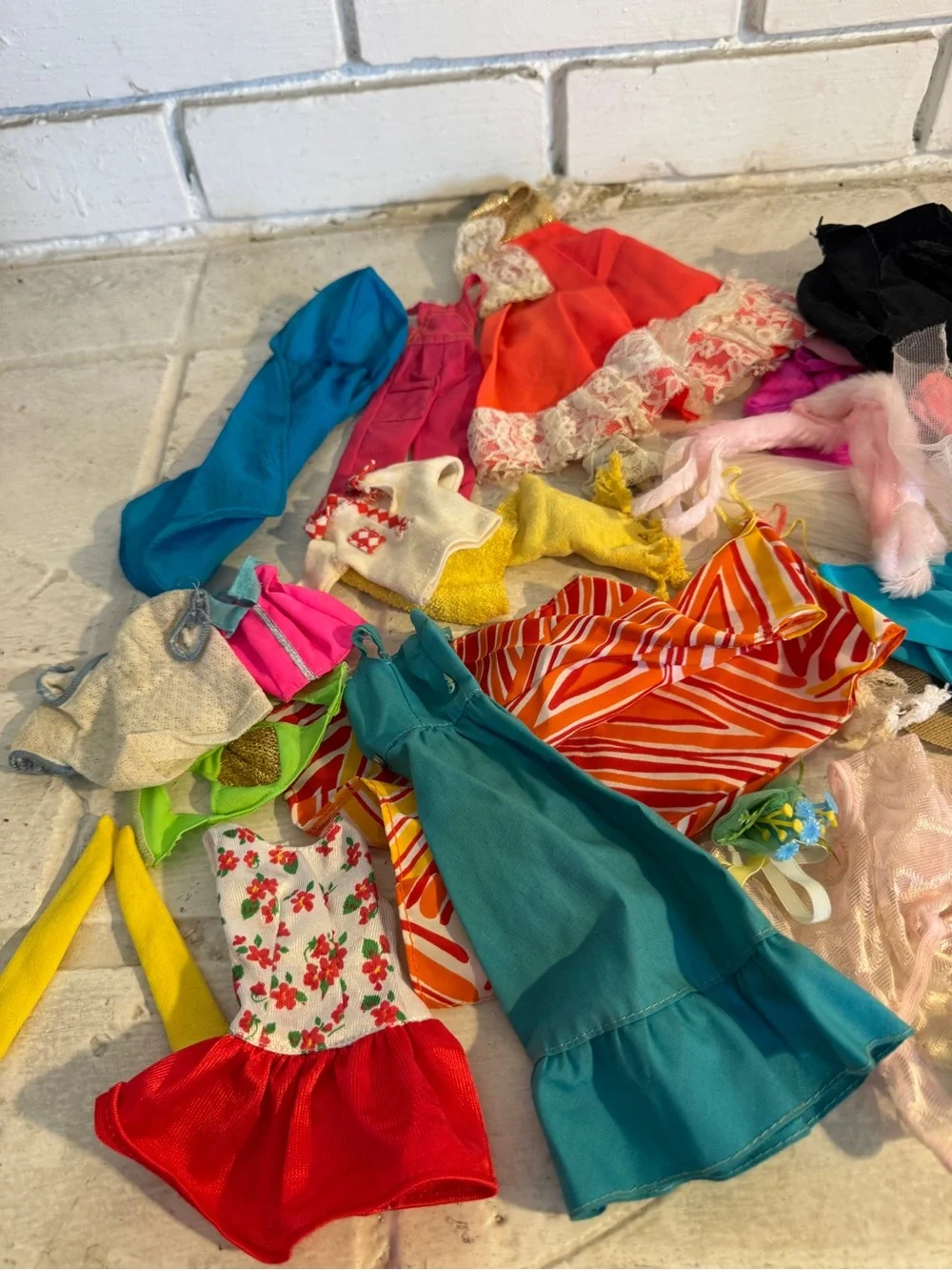 Vintage 1960s-1970s Barbie Doll Clothing & Shoe Lot - Mod Outfits, Accessories
